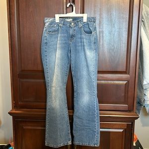 Levi jeans, curvy style, 529